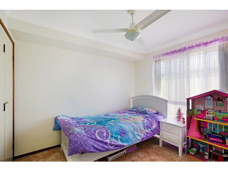 22 Gainsborough dr, Glenvale QLD 4350