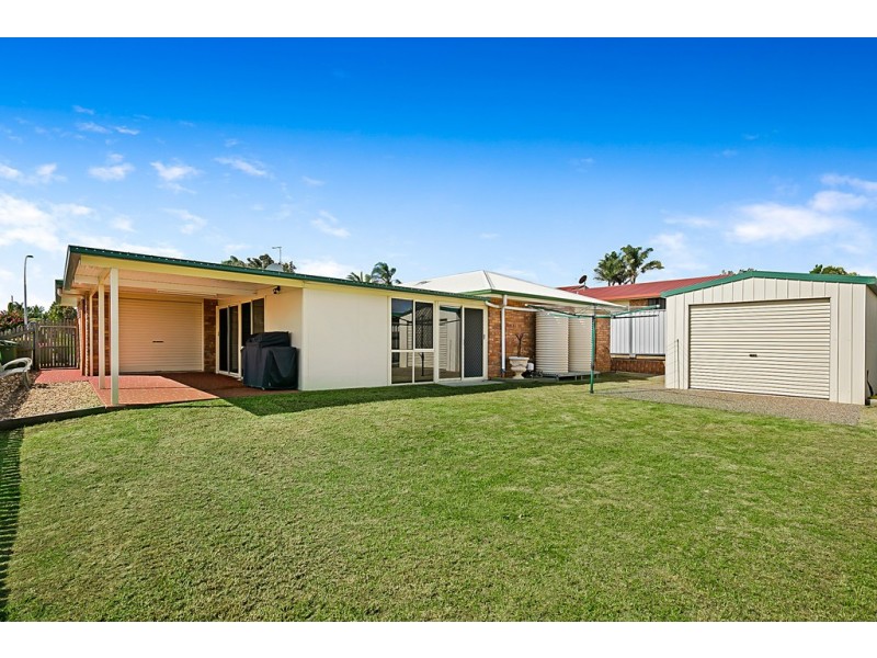 22 Gainsborough dr, Glenvale QLD 4350