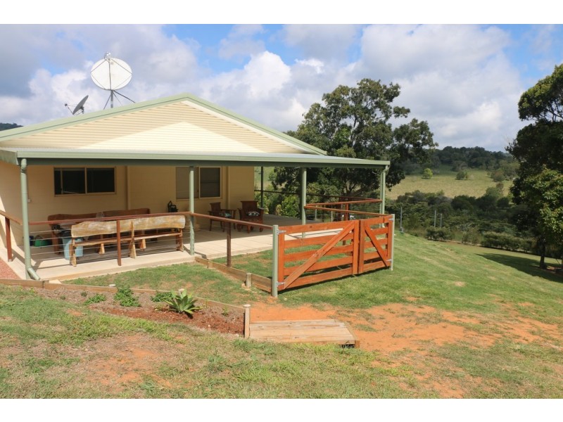 78 Bellview Drive West, Ravenshoe QLD 4888