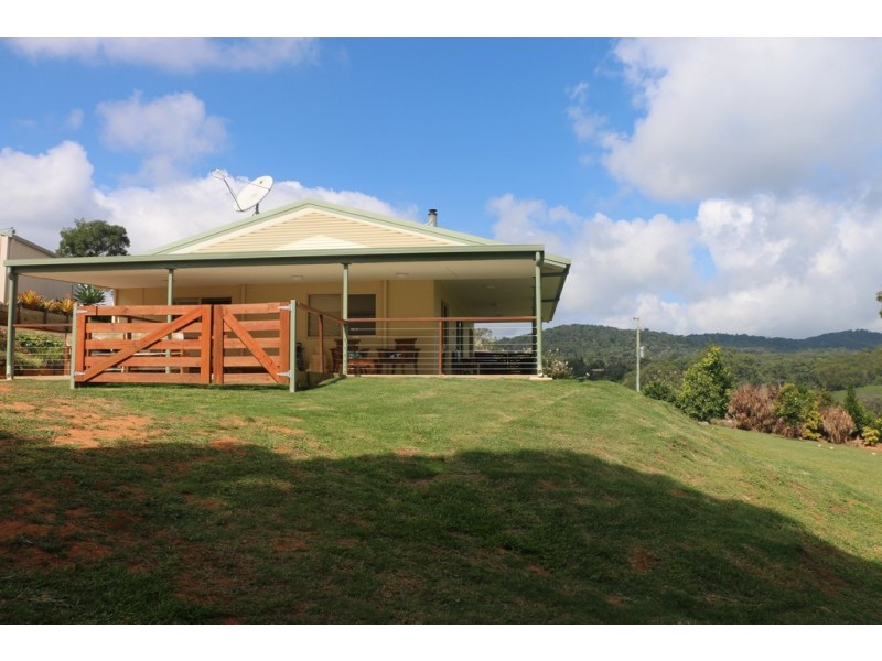 78 Bellview Drive West, Ravenshoe QLD 4888