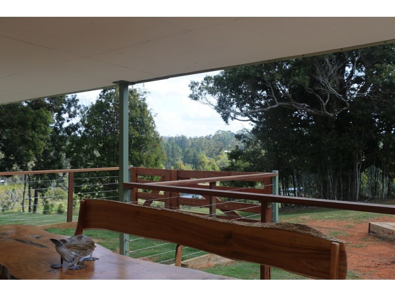 78 Bellview Drive West, Ravenshoe QLD 4888