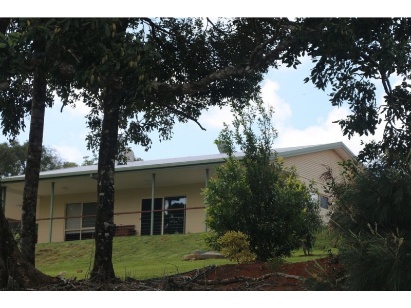 78 Bellview Drive West, Ravenshoe QLD 4888