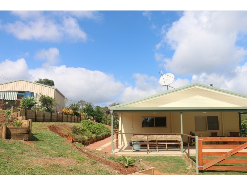 78 Bellview Drive West, Ravenshoe QLD 4888