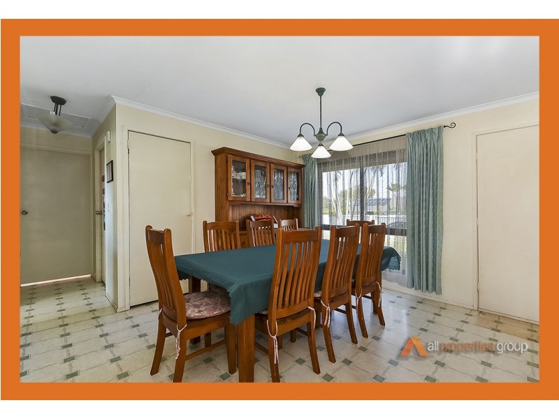 173 EMERALD DRIVE, Regents Park QLD 4118