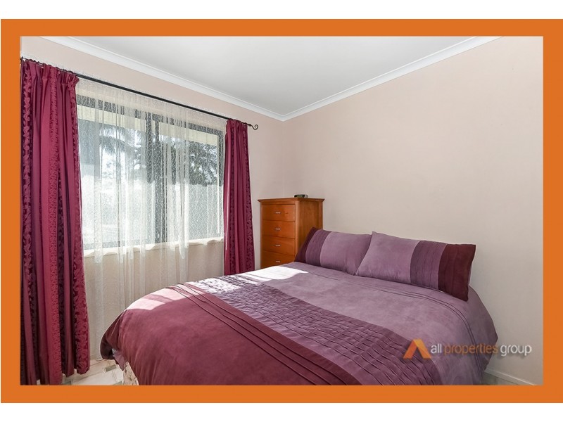 173 EMERALD DRIVE, Regents Park QLD 4118
