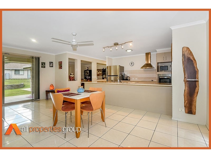 35 Gumview Crescent, Jimboomba QLD 4280