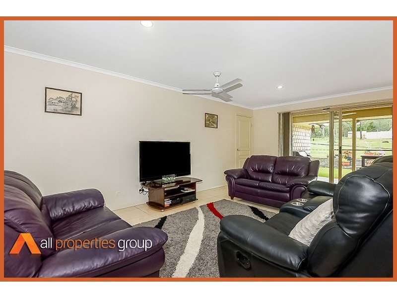 35 Gumview Crescent, Jimboomba QLD 4280