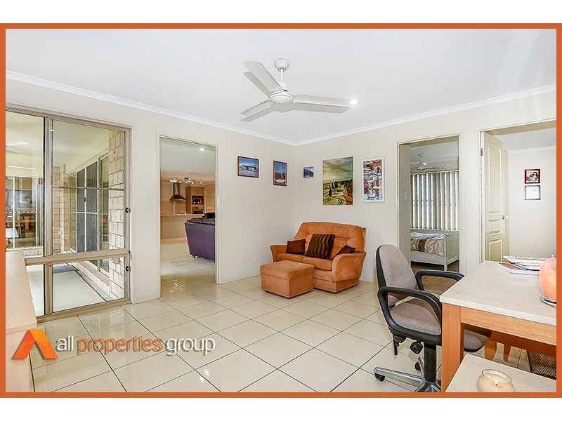 35 Gumview Crescent, Jimboomba QLD 4280