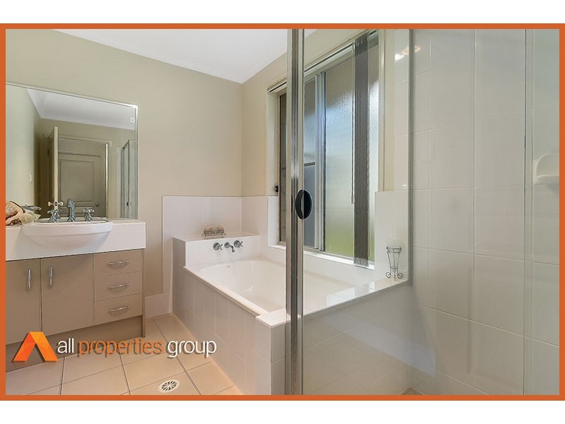 35 Gumview Crescent, Jimboomba QLD 4280