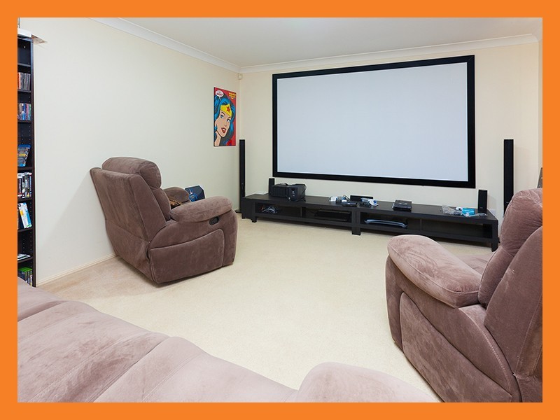 48 Berkshire Place, Springfield Lakes QLD 4300