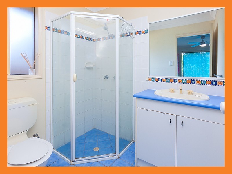 48 Berkshire Place, Springfield Lakes QLD 4300