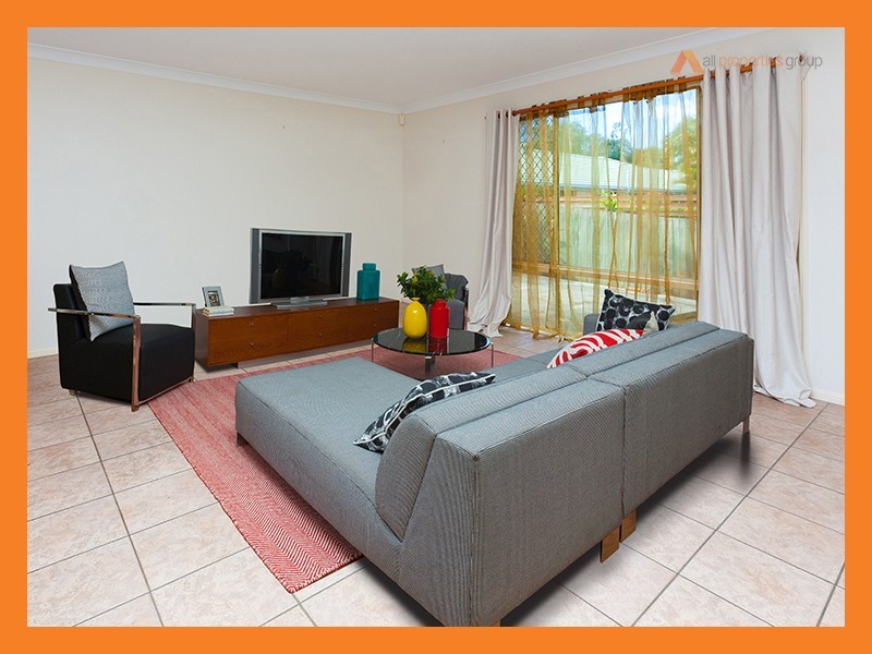 5 McKenzie Place, Forest Lake QLD 4078