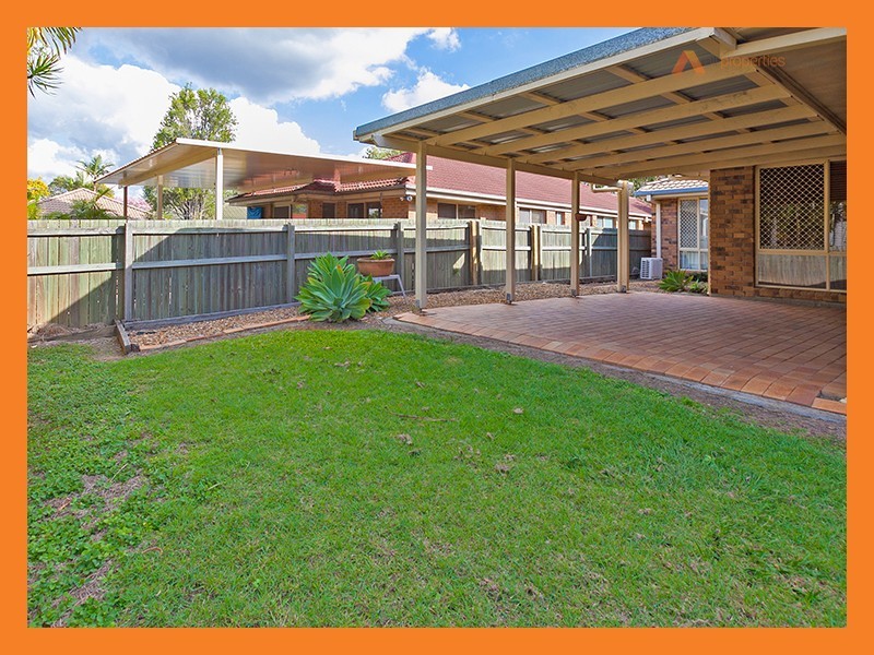 5 McKenzie Place, Forest Lake QLD 4078