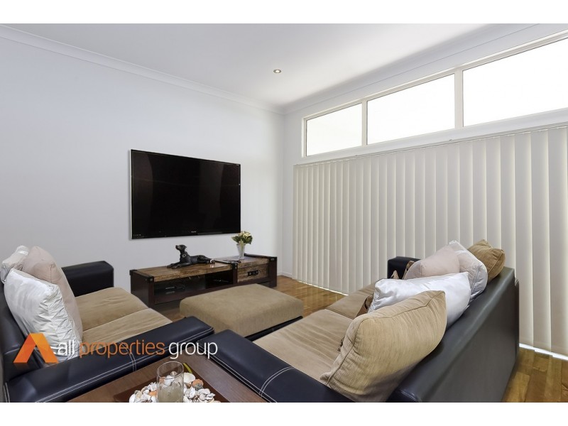 7/26-28 Laughlin Street, Kingston QLD 4114