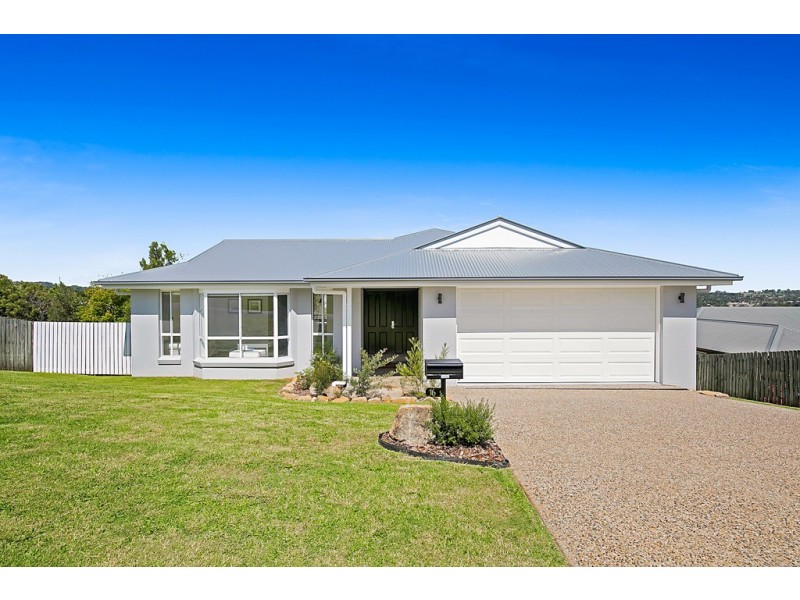 16 Dodson crescent, Mount Kynoch QLD 4350