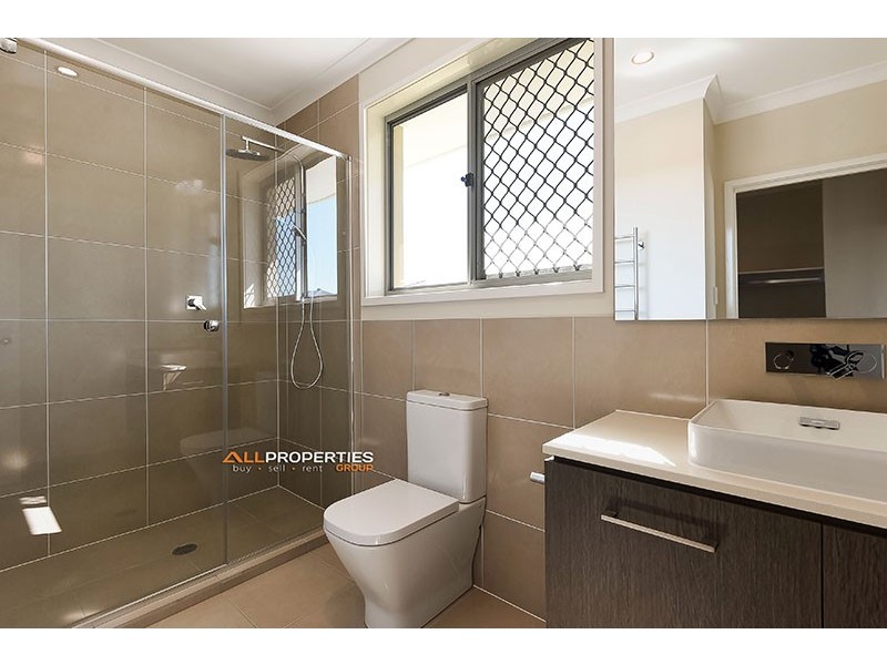 86 Finch Parade, Rochedale QLD 4123