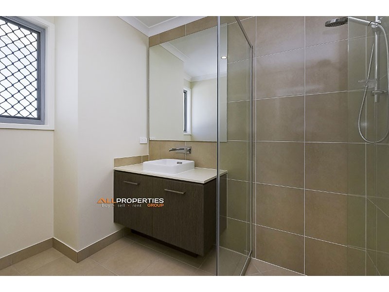 86 Finch Parade, Rochedale QLD 4123