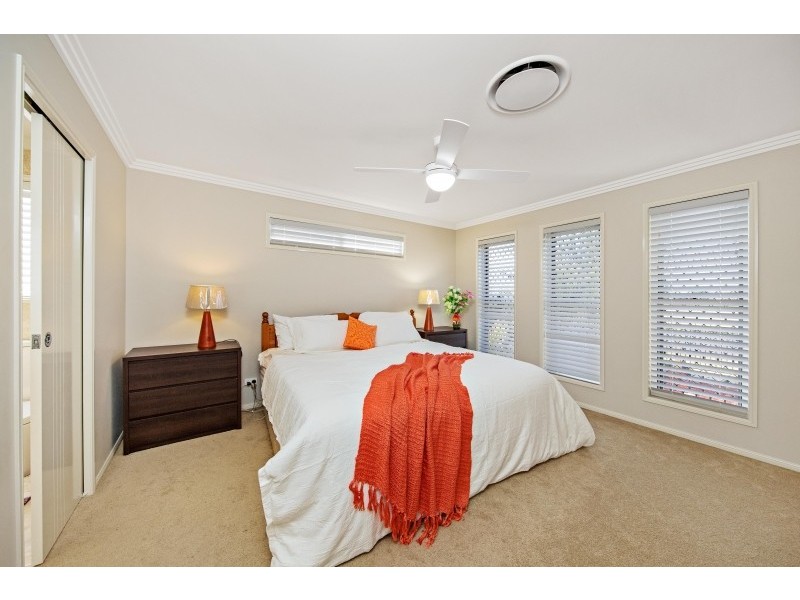 226 Spring st, Middle Ridge QLD 4350
