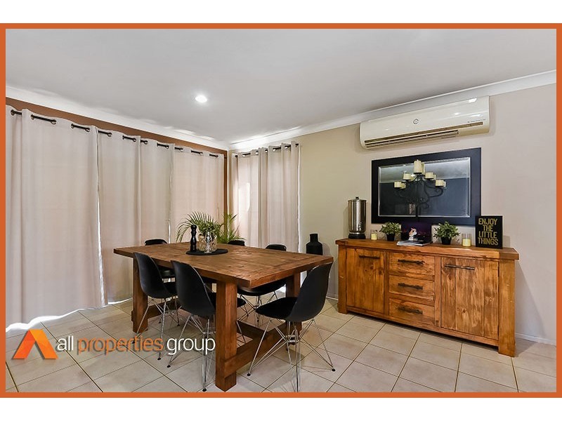 55 Kakadu Street, Parkinson QLD 4115