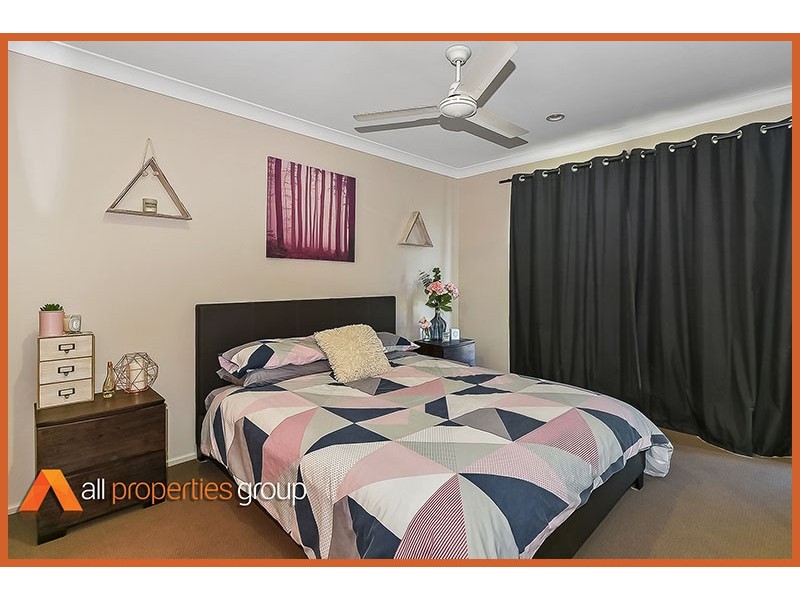 55 Kakadu Street, Parkinson QLD 4115