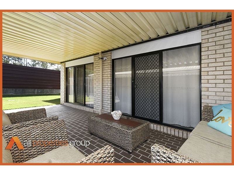 55 Kakadu Street, Parkinson QLD 4115