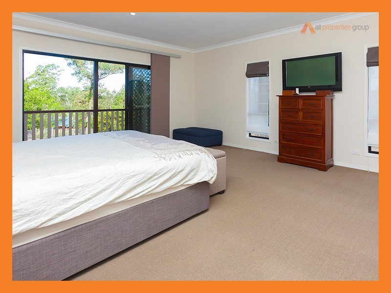 8 Firetail Court, Greenbank QLD 4124