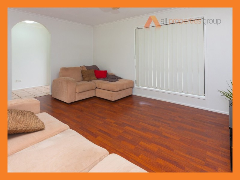 209 Chambers Flat Road, Crestmead QLD 4132