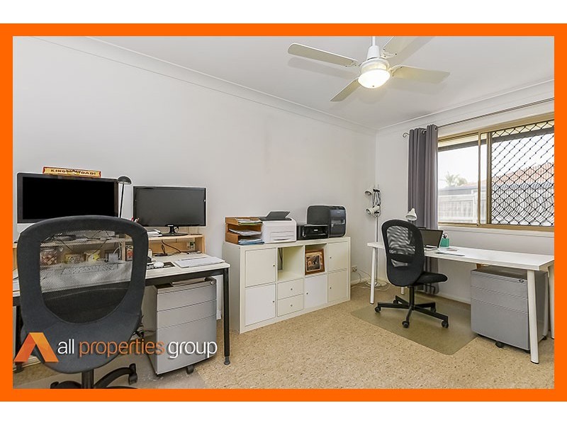 19 Glenlee Place, Parkinson QLD 4115