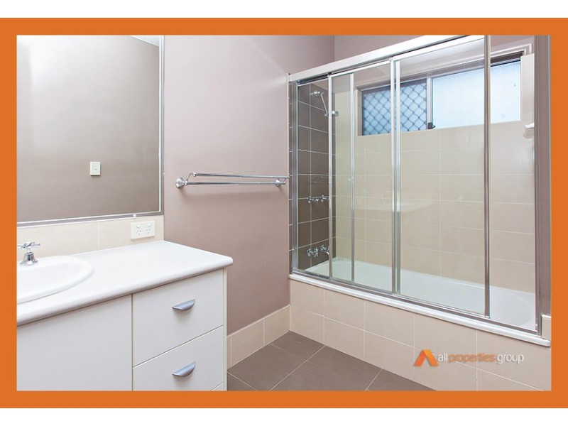 38 Gippsland Circuit, Forest Lake QLD 4078