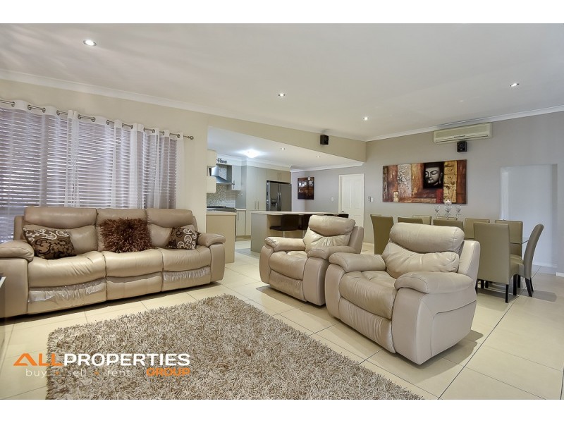 14 Brush Box Place, Heathwood QLD 4110