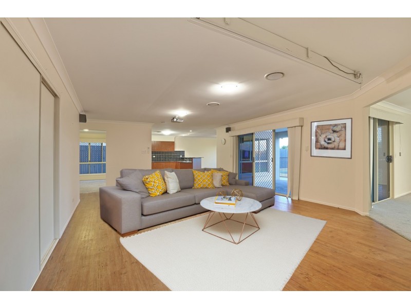 42 Leelaben Place, Eight Mile Plains QLD 4113