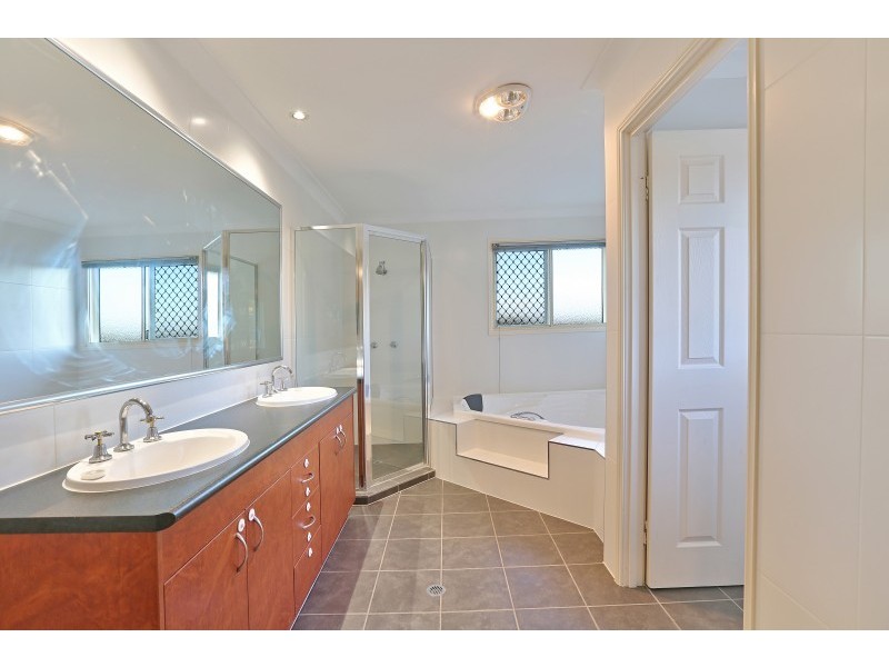 42 Leelaben Place, Eight Mile Plains QLD 4113