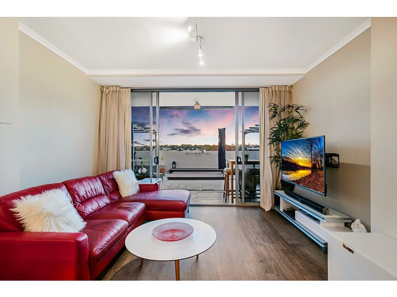 319 532-542 Ruthven st, Toowoomba City QLD 4350