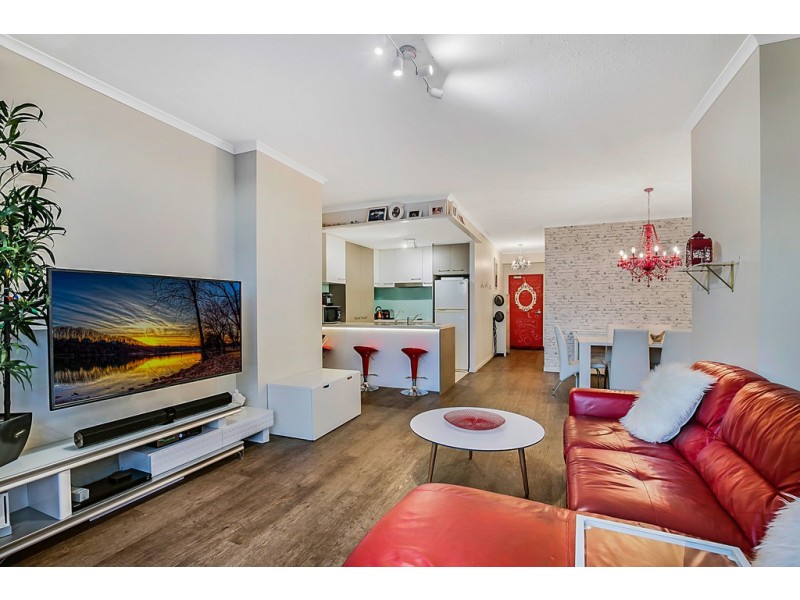 319 532-542 Ruthven st, Toowoomba City QLD 4350