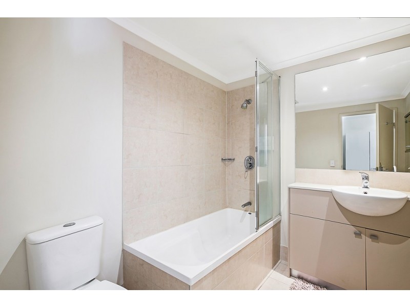 319 532-542 Ruthven st, Toowoomba City QLD 4350