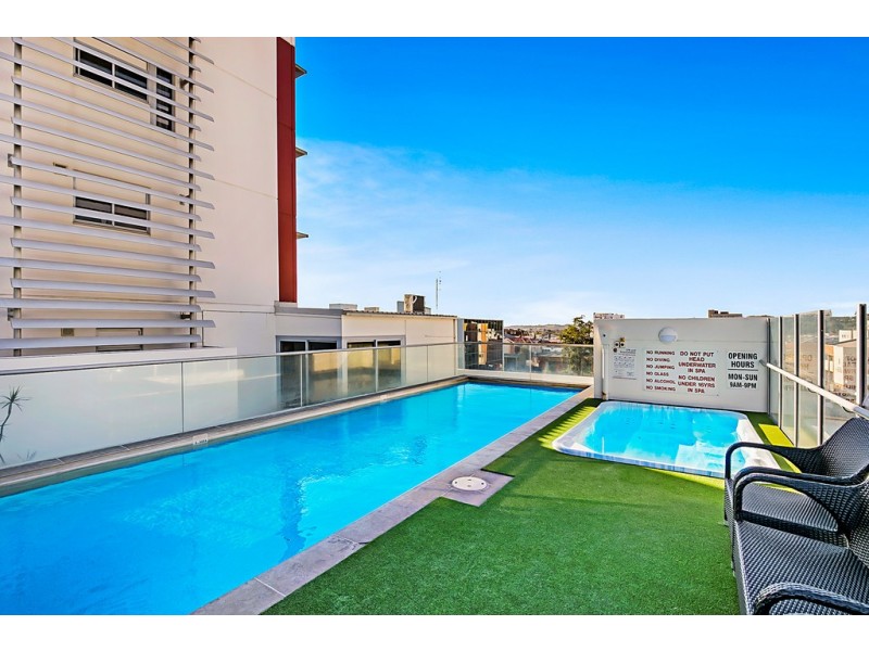 319 532-542 Ruthven st, Toowoomba City QLD 4350