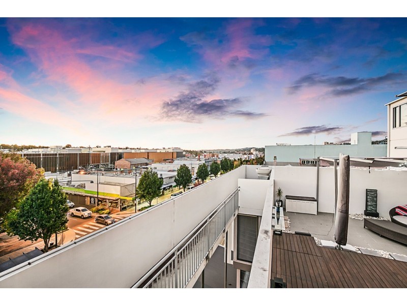 319 532-542 Ruthven st, Toowoomba City QLD 4350