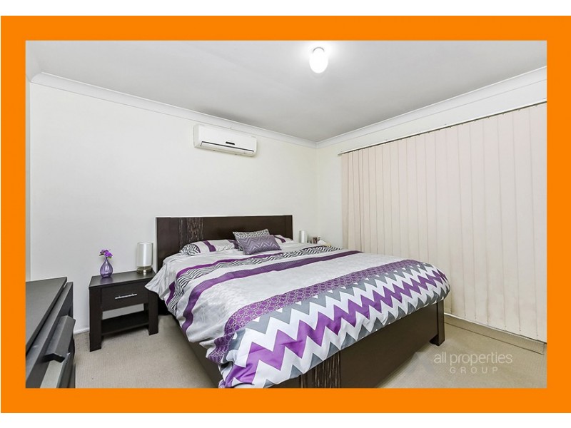 8 Housman Place, Calamvale QLD 4116