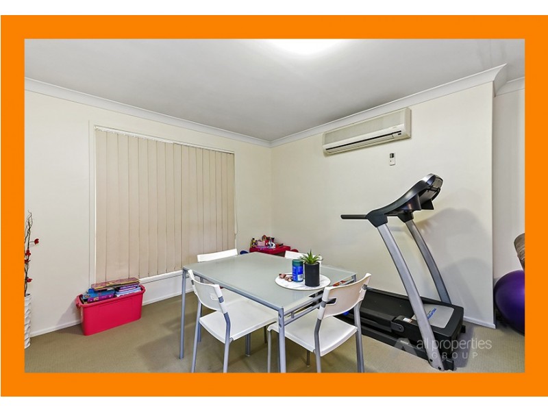 8 Housman Place, Calamvale QLD 4116