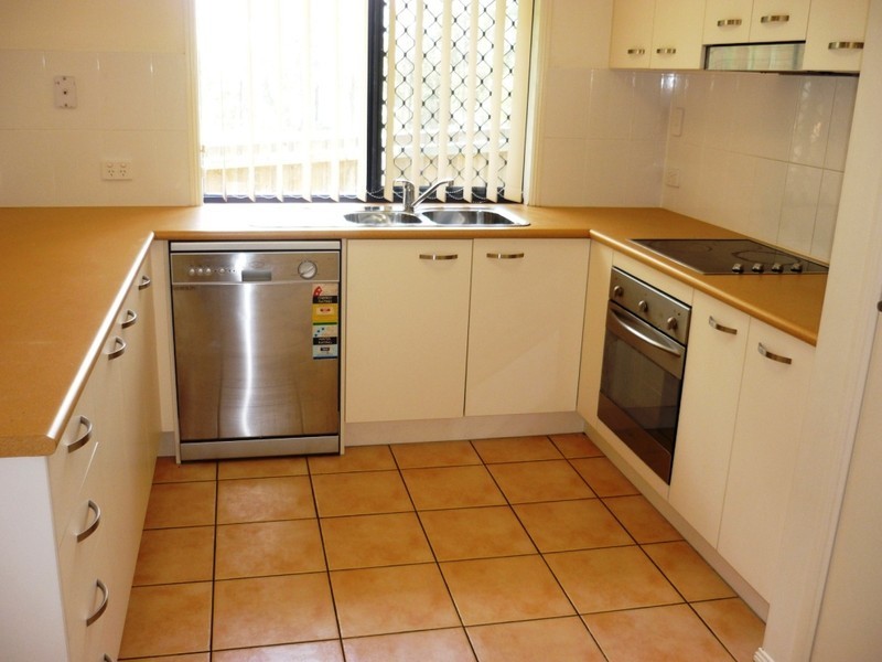 57 Henderson Cres, Drewvale QLD 4116