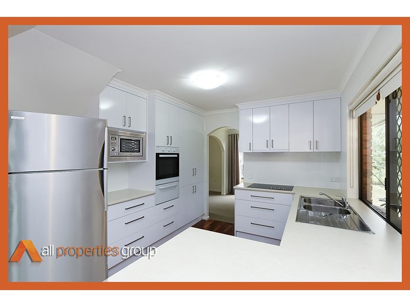 31 Lennons Road, Greenbank QLD 4124