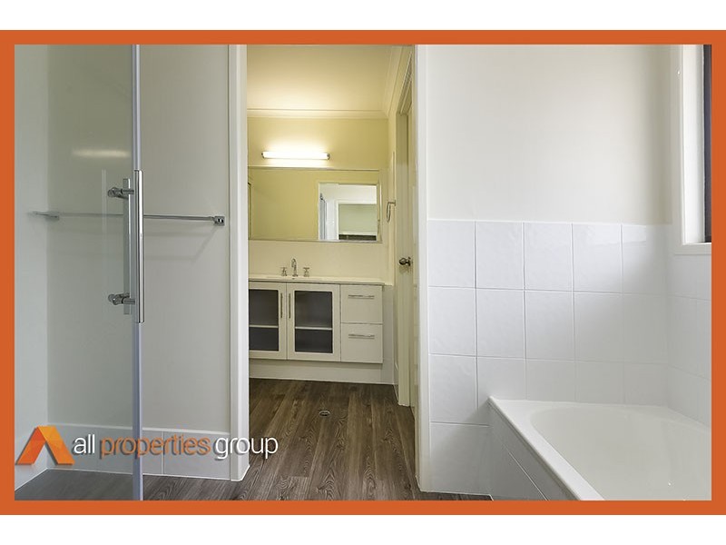 31 Lennons Road, Greenbank QLD 4124