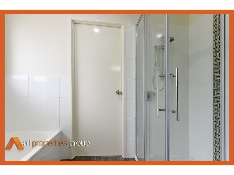 31 Lennons Road, Greenbank QLD 4124