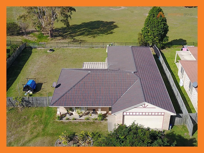 9 Golfgreen Tce, Meadowbrook QLD 4131