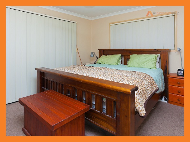 9 Golfgreen Tce, Meadowbrook QLD 4131