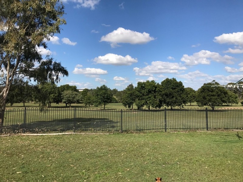 9 Golfgreen Tce, Meadowbrook QLD 4131