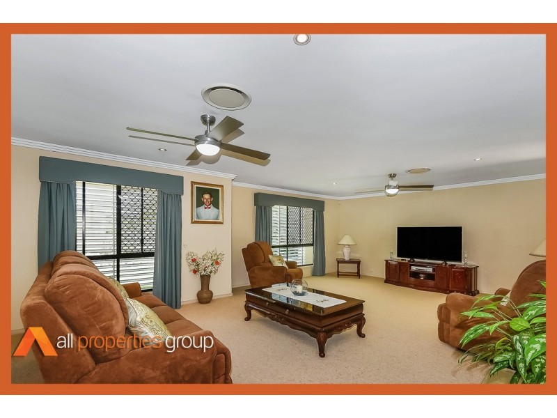 46 Morialta Place, Parkinson QLD 4115