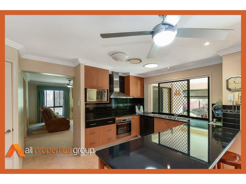 46 Morialta Place, Parkinson QLD 4115