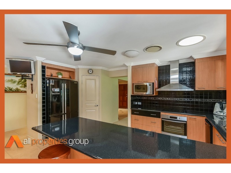 46 Morialta Place, Parkinson QLD 4115