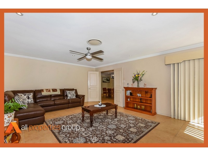 46 Morialta Place, Parkinson QLD 4115